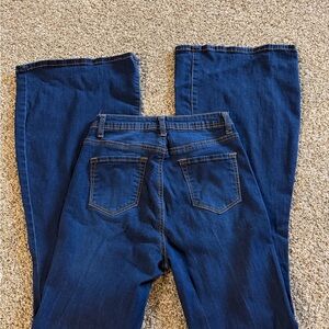 EUC JCJQ MEDIUM STRETCH FLARES Classic Dark Blue Women’s Jeans BOUTIQUE BUTTON